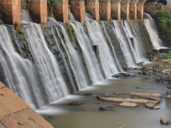 verins-pour-l-industrie-hydroelectrique et le barrages